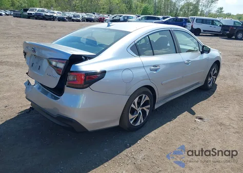 2021 Subaru Legacy Premium z USA, uszkodzony, nr VIN 4S3BWAD6XM3004573